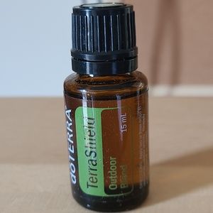 DT Terra Shield outdoor blend pure essential oil. 15ml sealed.